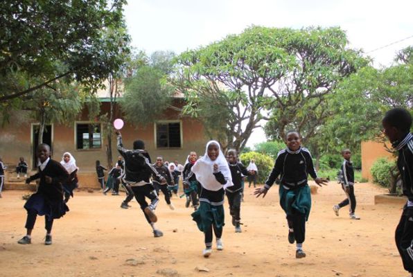 Onderwijs projecten in Tanzania Iringa Pauze
