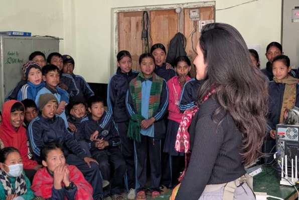 Onderwijs project Nepal Ruma in de klas