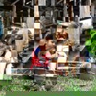 Eco-leer centrum voor Permakultuur en onderwijs in Thailand vrijwilligerswerk met kindje